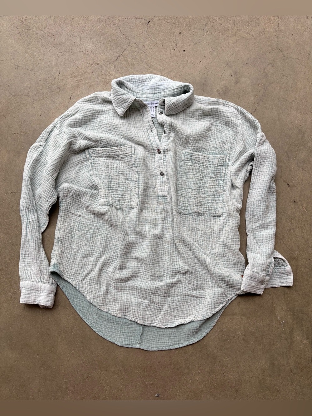 Peace Love World M 100% Cotton Gauze Button Down Shirt Sage Green